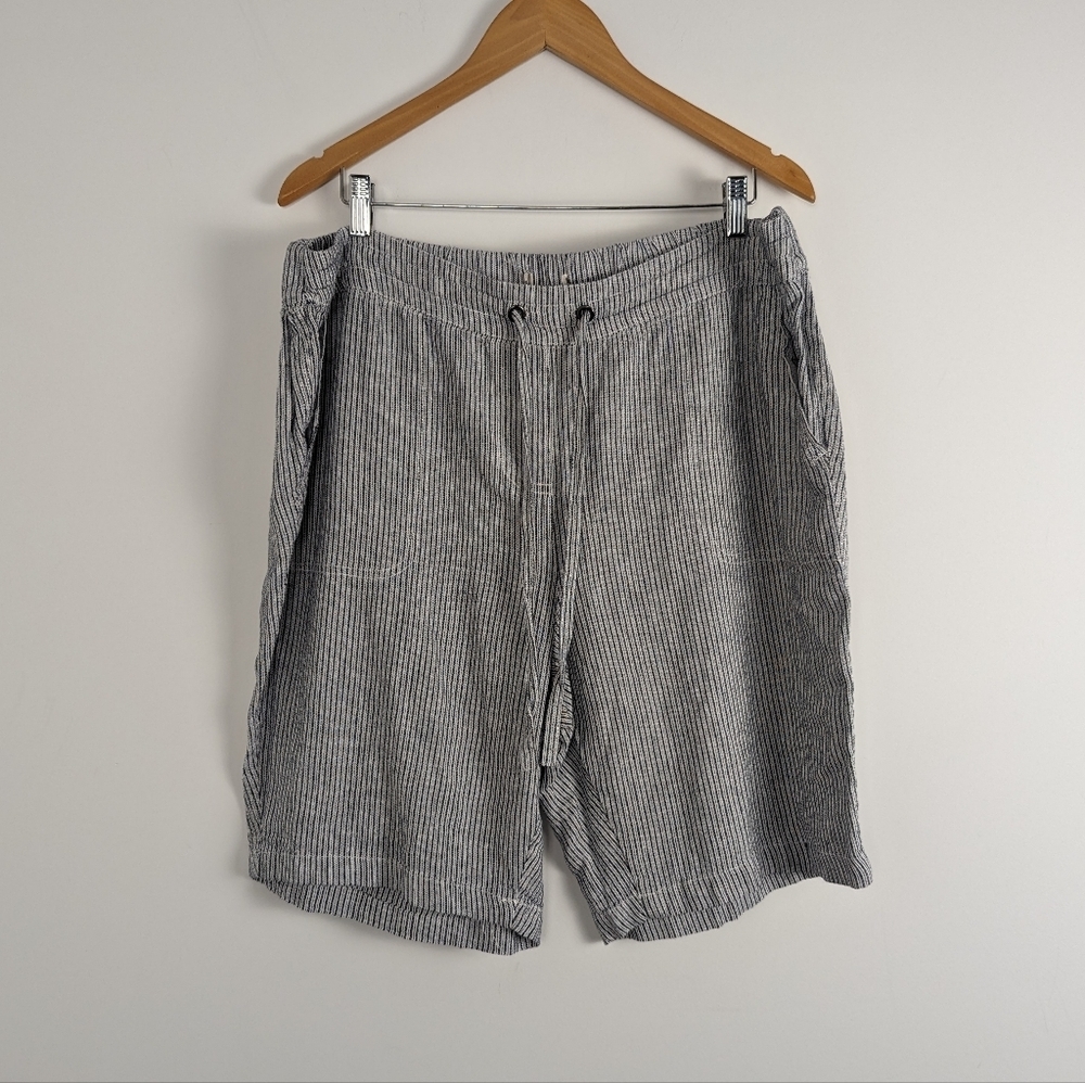 Alexander Jordan Linen-Blend Striped Shorts - Size 1X - Casual Comfort NEW